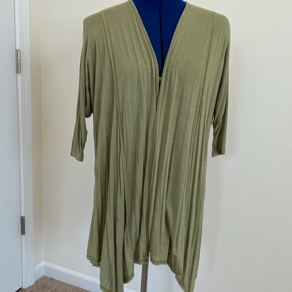 Bobeau green cardigan size S